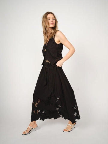 Embroidered Sleeveless Blouse/Waistcoat <span>170600<span>