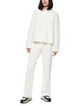 Ski Is The Limit Star Sweatshirt <span>ZS44.19J88<span>