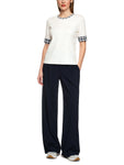 Logomania Ivory Print T-Shirt <span>ZS48.18J55<span>