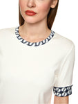 Logomania Ivory Print T-Shirt <span>ZS48.18J55<span>
